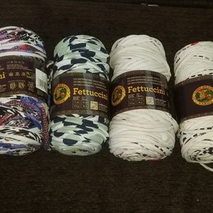 Lion Brand Yarns Fettuccine